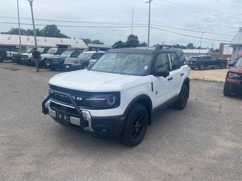 New 2025 Ford Bronco Sport Outer Banks w/ Sasquatch Outer Banks Package image 2