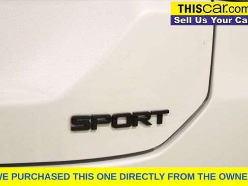 Used 2025 Honda Pilot Sport image 12