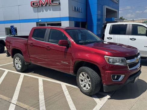 Used 2019 Chevrolet Colorado LT w/ LT Convenience Package RWD image 3