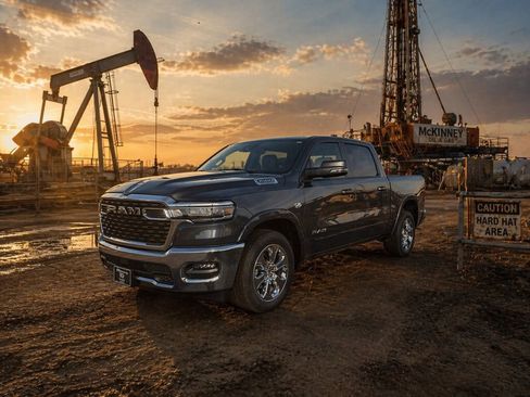 New 2026 RAM 1500 Big Horn AWD/4WD image 1