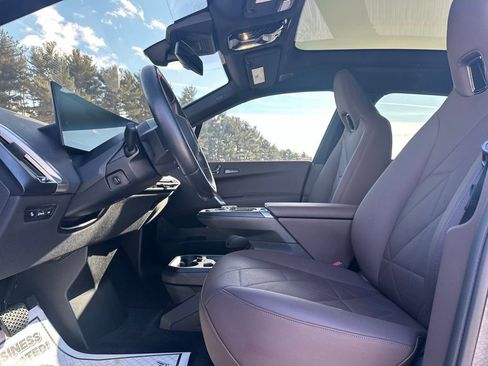 Used 2025 BMW iX M60 image 14