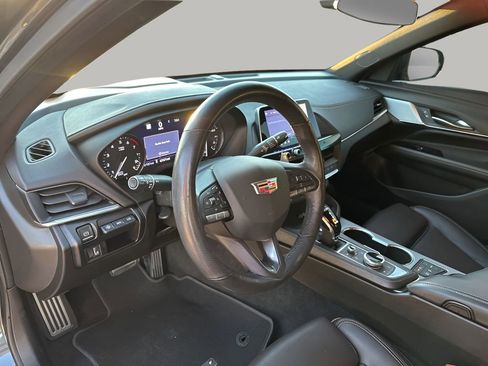 Used 2020 Cadillac CT4 V w/ Climate Package image 25