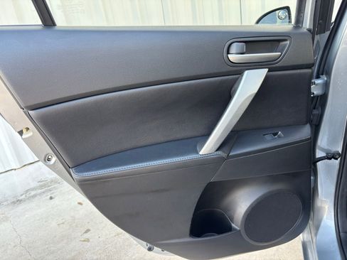 Used 2012 MAZDA MAZDA3 i Grand Touring w/ Tech Pkg image 26