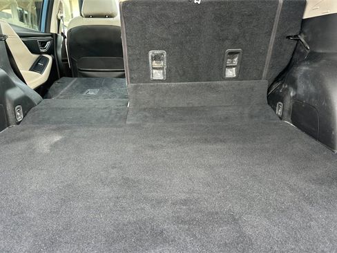 Used 2021 Subaru Forester Limited image 12