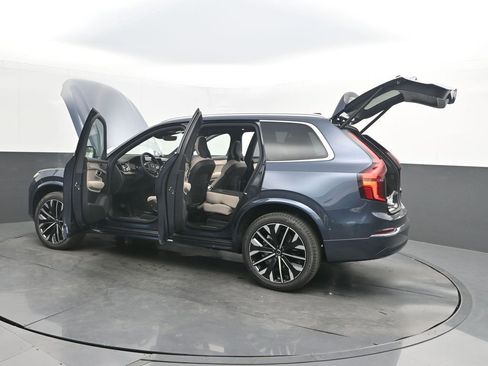 New 2026 Volvo XC90 B6 Plus AWD/4WD image 40