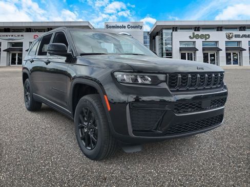 New 2026 Jeep Grand Cherokee L 4WD image 2