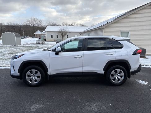 Certified 2023 Toyota RAV4 LE image 5