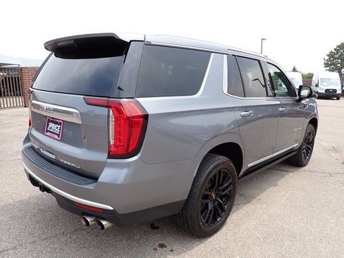 Used 2021 GMC Yukon Denali w/ Denali Premium Package AWD/4WD image 4