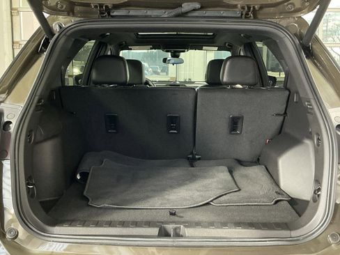 Used 2023 Chevrolet Equinox RS image 33