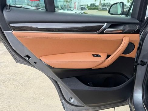 Used 2017 BMW X3 sDrive28i RWD image 10