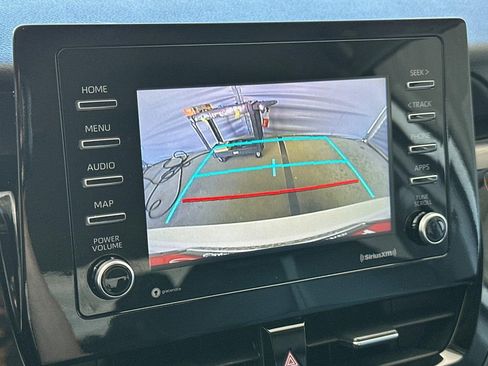 Used 2024 Toyota Camry SE FWD image 25