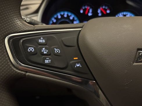 Used 2023 Chevrolet Malibu LT image 14