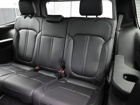 New 2026 Jeep Grand Wagoneer 4WD image 19