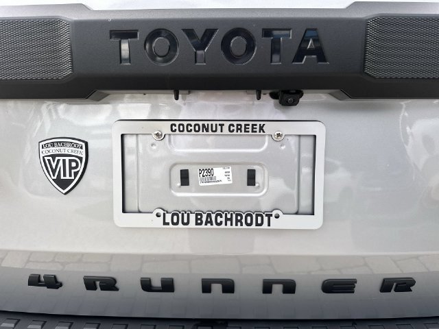 Used 2025 Toyota 4Runner TRD Off-Road Premium AWD/4WD image 13