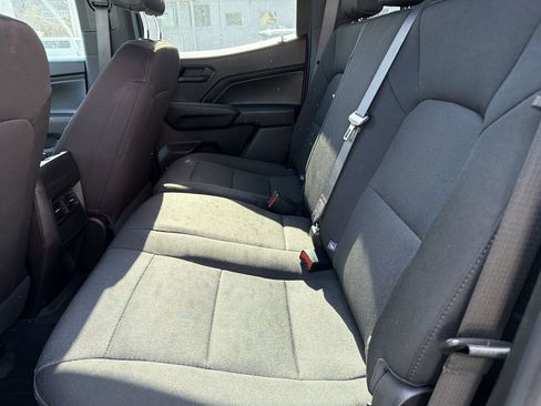 Used 2024 Chevrolet Colorado Trail Boss w/ Technology Package image 12