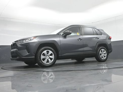Used 2021 Toyota RAV4 LE FWD image 49