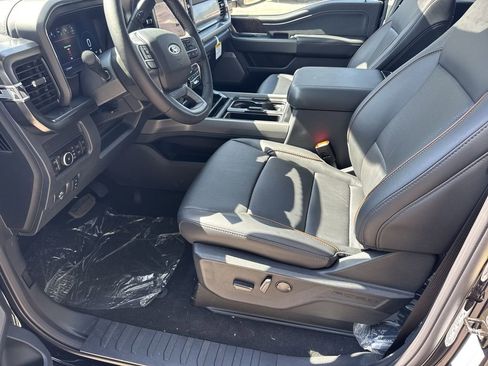 New 2026 Ford F350 Lariat w/ Black Appearance Package AWD/4WD image 9