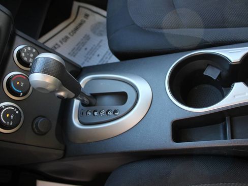 Used 2011 Nissan Rogue S image 23