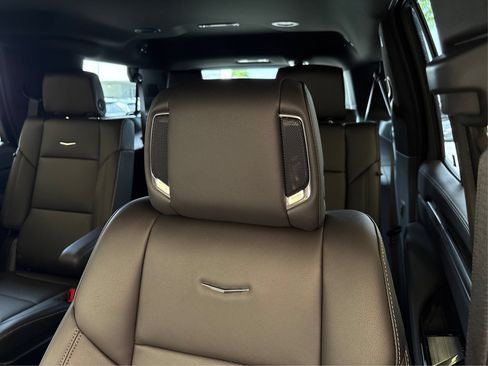 New 2026 Cadillac Escalade 4WD image 31