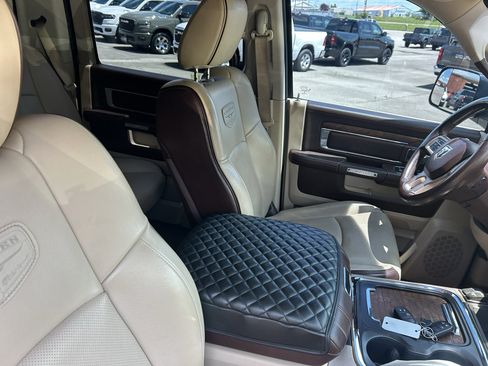 Used 2018 RAM 1500 Laramie Longhorn w/ Longhorn Southfork Package AWD/4WD image 14