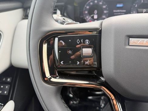 New 2026 Land Rover Range Rover Velar Dynamic SE AWD/4WD image 22