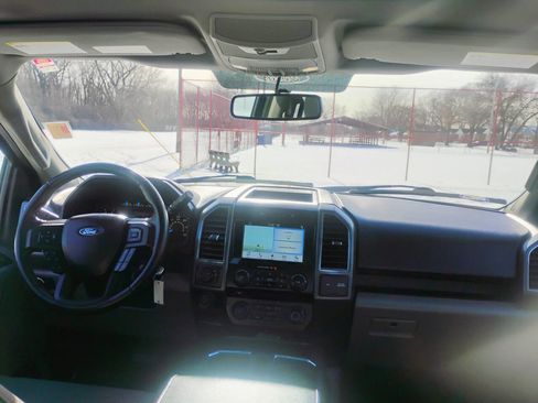 Used 2017 Ford F150 XLT w/ Equipment Group 302A Luxury image 20