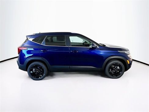 New 2026 Kia Seltos EX w/ EX Sunroof Package image 4