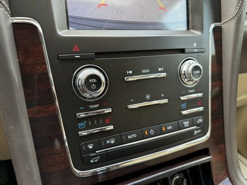 Used 2017 Lincoln Navigator L Reserve RWD image 45