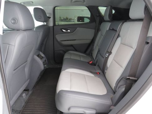 Used 2020 Chevrolet Blazer LT w/ Sound & Technology Package FWD image 14