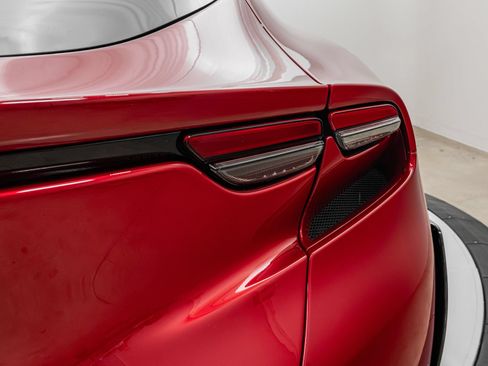 Certified 2026 Ferrari Purosangue AWD/4WD image 52