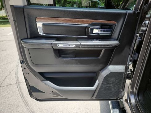 Used 2018 RAM 2500 Laramie AWD/4WD image 31