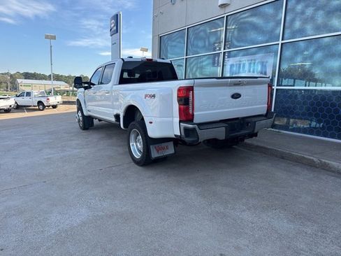 Used 2024 Ford F450 Lariat w/ FX4 Off-Road Package image 5