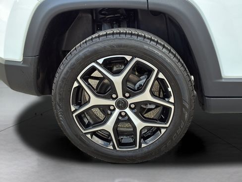 Used 2025 Jeep Compass Limited AWD/4WD image 31