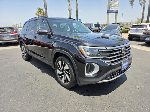 Certified 2024 Volkswagen Atlas SE AWD/4WD image 2