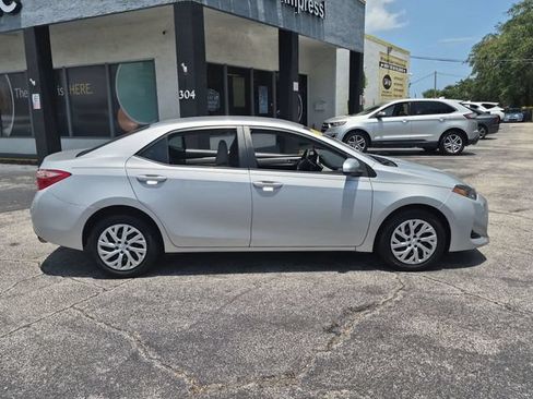 Used 2019 Toyota Corolla LE FWD image 4