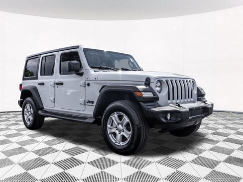 Used 2023 Jeep Wrangler Unlimited Sport AWD/4WD image 12