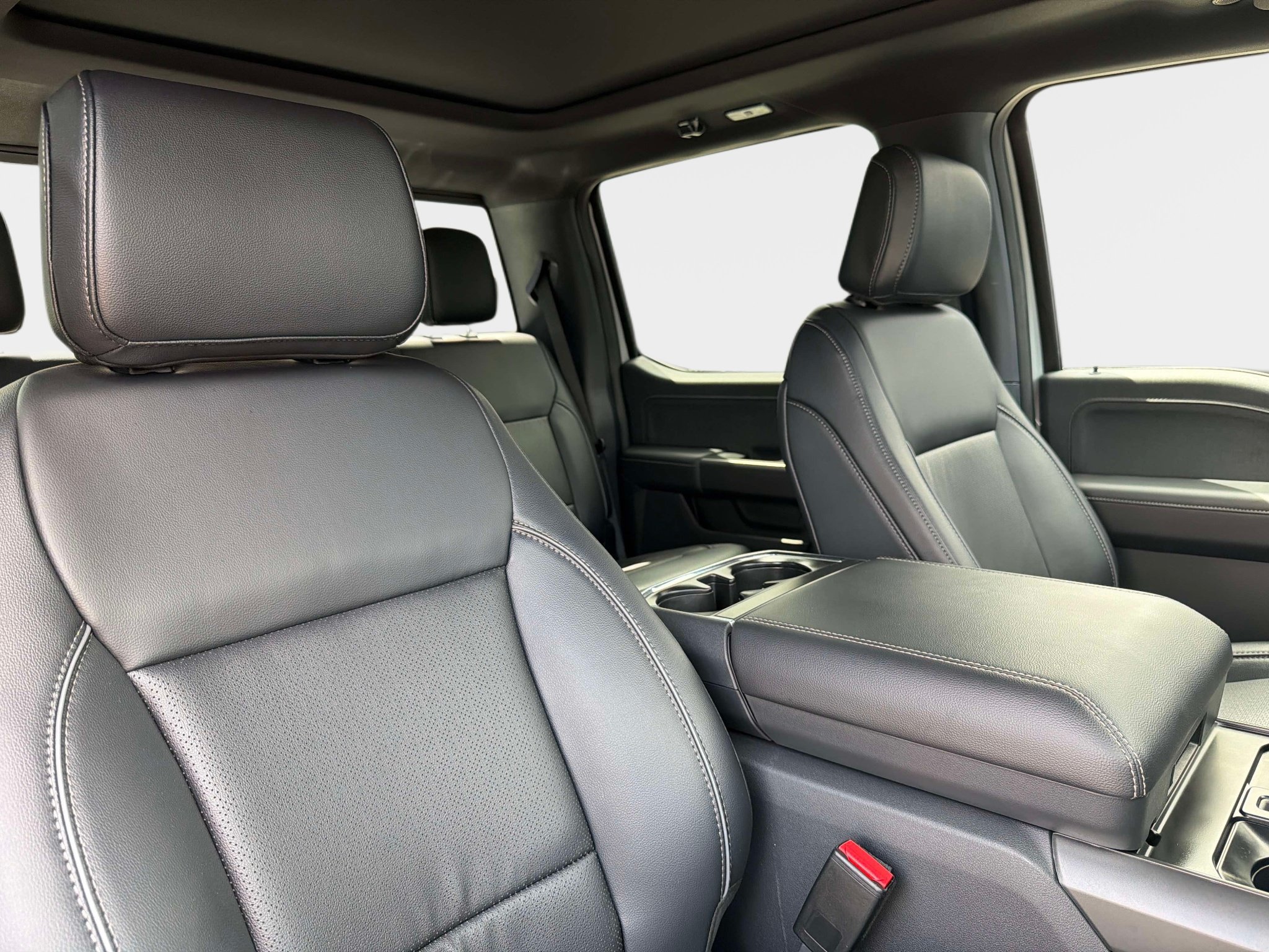Used 2026 Ford F150 Lariat AWD/4WD image 38
