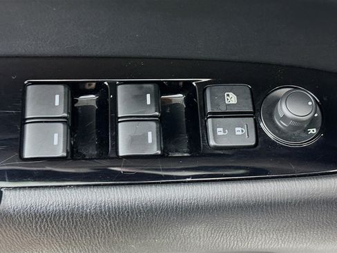 Used 2025 MAZDA CX-5 AWD 2.5 S w/ Preferred Package image 15