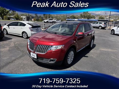 Used 2013 Lincoln MKX AWD image 3