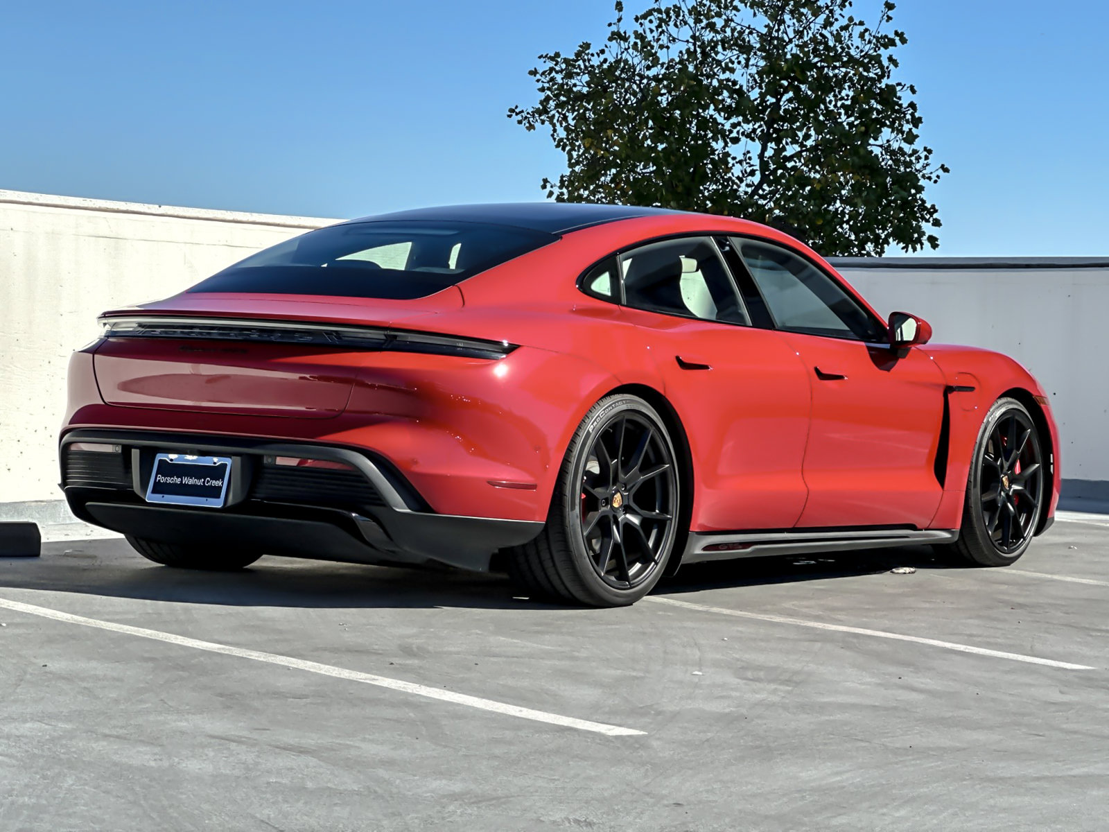 Certified 2023 Porsche Taycan GTS AWD/4WD image 9