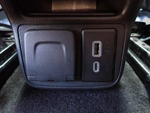 Used 2023 Chevrolet TrailBlazer LT w/ Convenience Package AWD/4WD image 10
