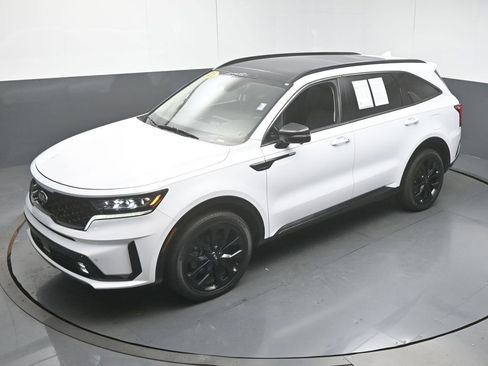 Used 2021 Kia Sorento SX image 46