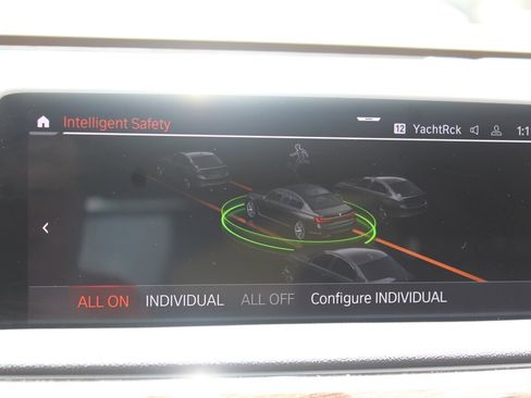 Used 2020 BMW 750i xDrive 750i xDrive image 12