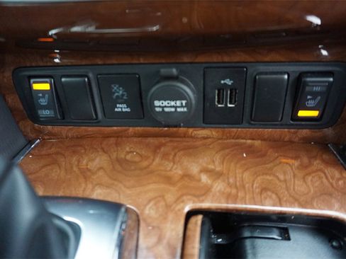 Used 2018 INFINITI QX80 Base image 12