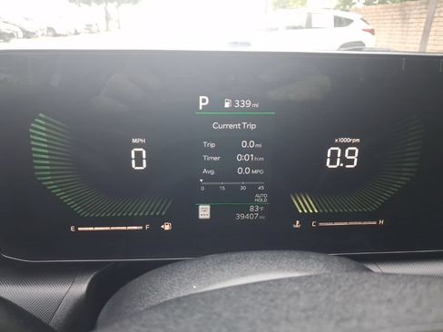 Used 2025 Kia K4 FWD image 2