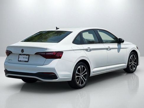 Used 2024 Volkswagen Jetta Sport FWD image 7