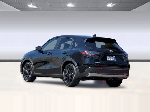 Certified 2024 Honda HR-V Sport image 3