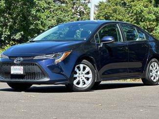 Used 2022 Toyota Corolla LE FWD video 1