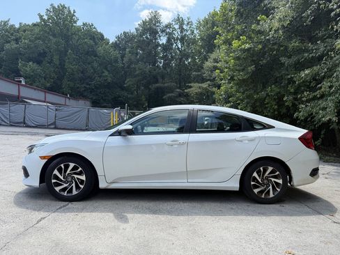 Used 2016 Honda Civic EX image 5