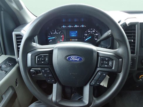 Used 2022 Ford F350 XL w/ Power Equipment Group image 10